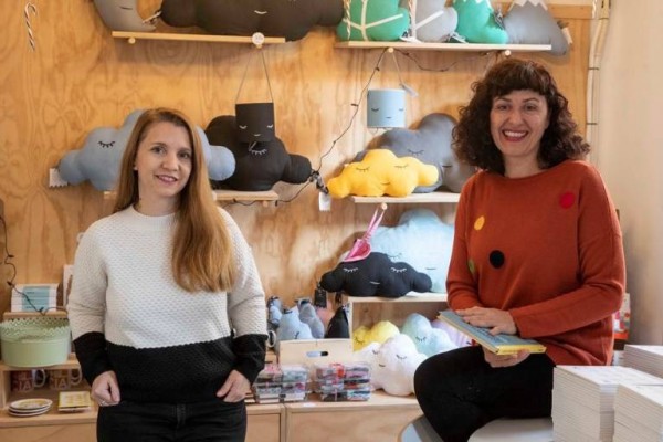 El diseño murciano saca músculo: siete creativos de la Región exponen sus trabajos con los mejores del país