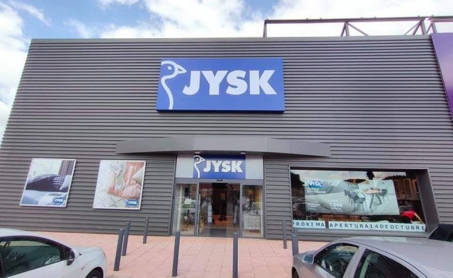 JYSK celebra en Aldaia sus 100 tiendas en la Península