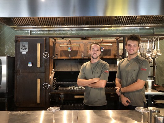 Distrikt41, una brasería de 'alta cocina' para reforzar el centro de Alicante