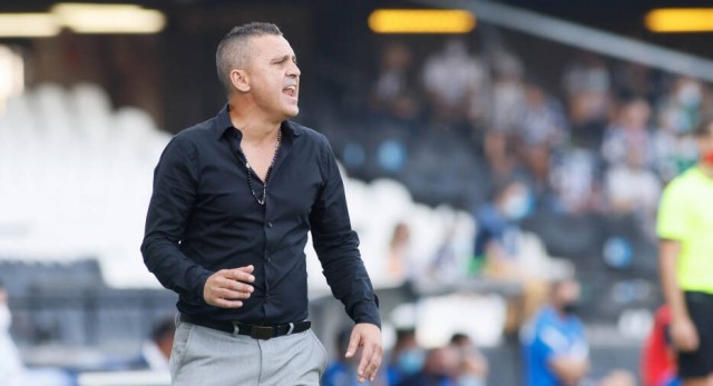 Escobar encuentra su 'once' tipo