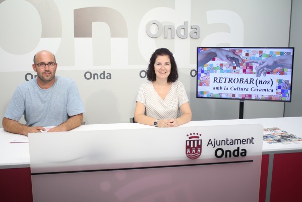Onda impulsa la cultura cerámica entre estudiantes y visitantes con el ciclo 'Retrobar(nos)'  