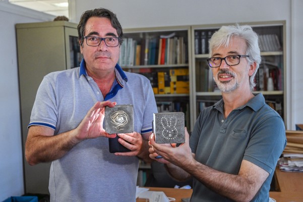 Fachadas a la carta que incorporan diseños 3D en un nuevo hormigón traslúcido