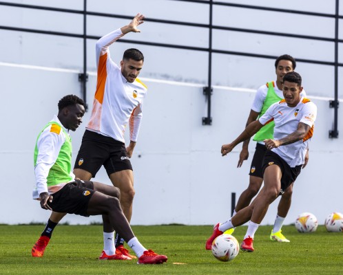 Refuerzo para Maxi o apuesta por Marcos André