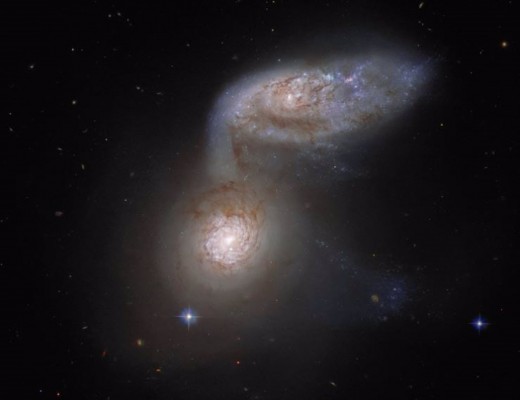 Hubble capta una peligrosa danza galáctica a 100 millones de años luz