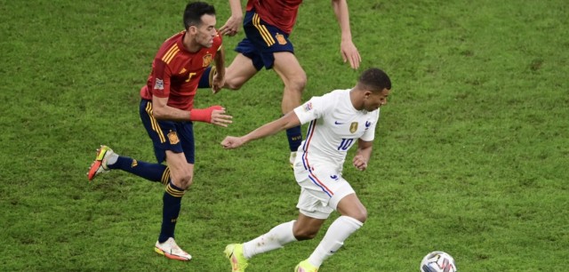 Francia gana la Liga de Naciones con un polémico gol de Mbappé