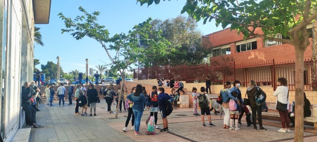 Del tubo de escape al pulmón de tu hijo: así afecta el tráfico de Elche a los menores