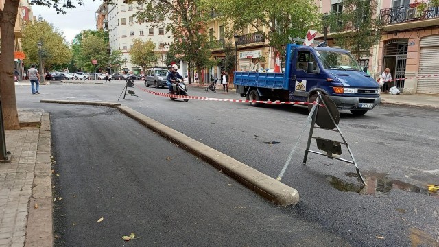 El Ayuntamiento pone en marcha una campaña de asfaltado para reparar vías en varios barrios