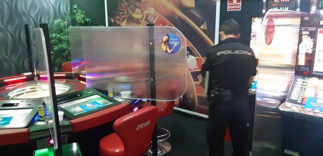 La Policía sanciona a 50 establecimientos de juego durante el primer semestre de 2021