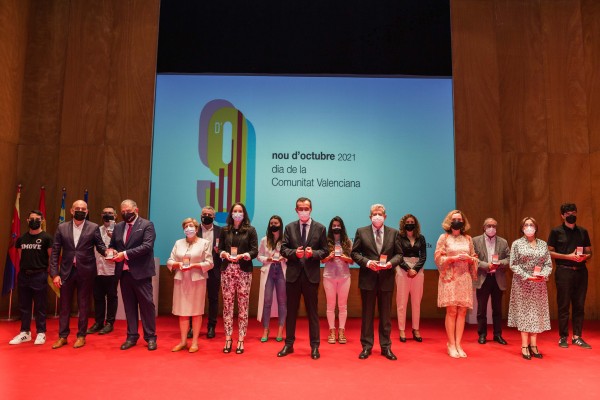 El alcalde de Elche apela a la unidad en el 9 d'Octubre para afrontar una recuperación justa
