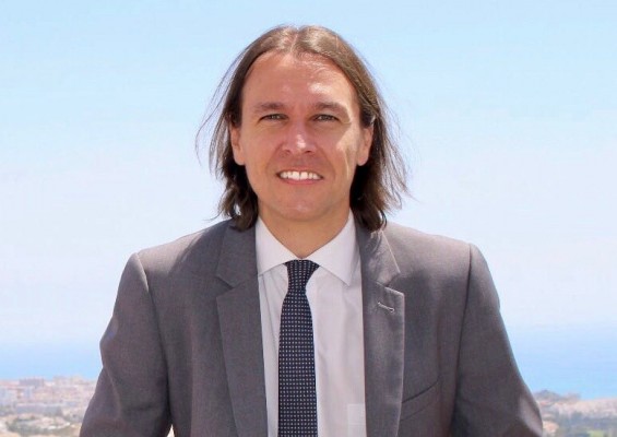 Miguel Arias: 