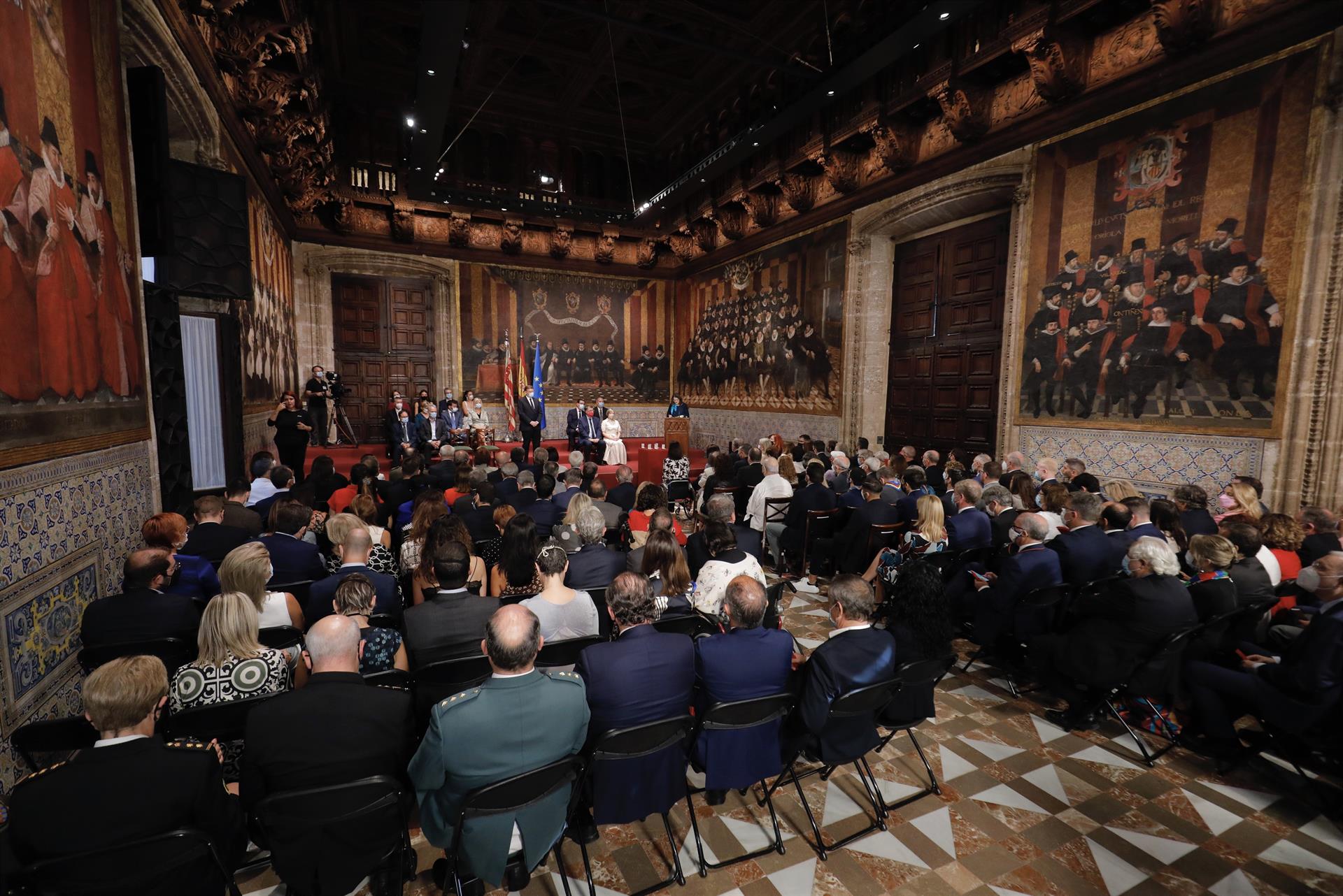 El equipo de vacunación, Alta Distinción, pide la 