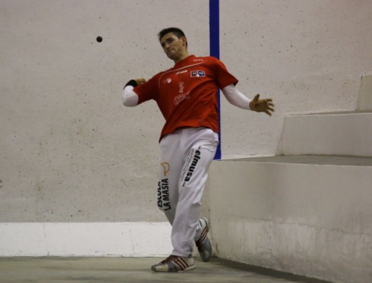 Las Cortes aprueban por unanimidad el convenio de apoyo a la Federación de Pelota Valenciana