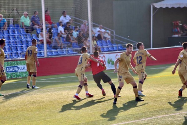 Alessio y el Atlético Levante buscan reaccionar ante el Eldense
