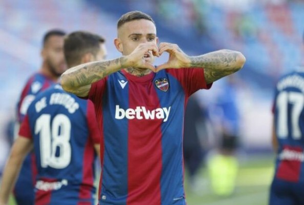 Roger, único superviviente de la plantilla del Levante con Pereira de segundo

