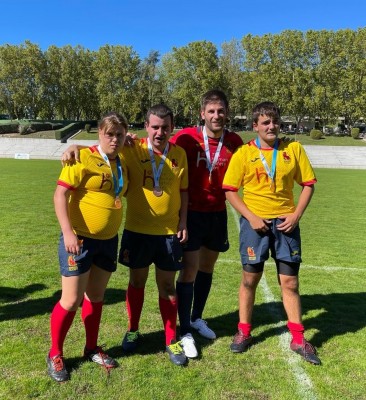 Tres jugadores de Les Abelles en los I Juegos Inclusivos de la historia
