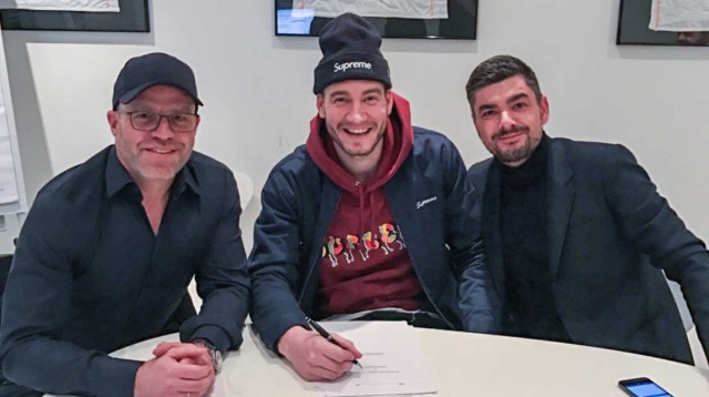Bendtner deja el Nottingham Forest y ficha por el Rosenborg