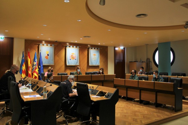 Más agentes, mascarillas y controles en cada falla: Burriana establece el dispositivo de seguridad