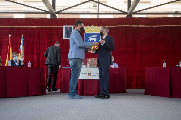 Las cuentas 2021 de Sant Joan: el cuento de Pedro y el lobo; muchos anuncios, pero aún sin aprobar