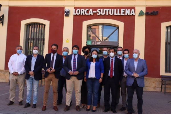 Miras insinúa que la línea de Cercanías entre Águilas y Lorca no volverá a funcionar nunca más