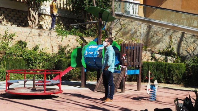 La Vila renovará los juegos infantiles de los parques del municipio