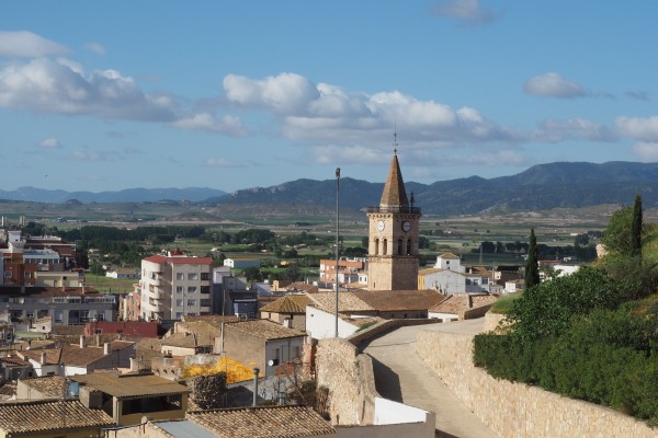 Villena renuncia a la gestión directa de tres áreas urbanísticas para construir superficies comerciales