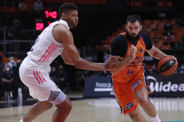 Real Madrid, rival de máximo nivel en el regreso de los abonados a la Fonteta