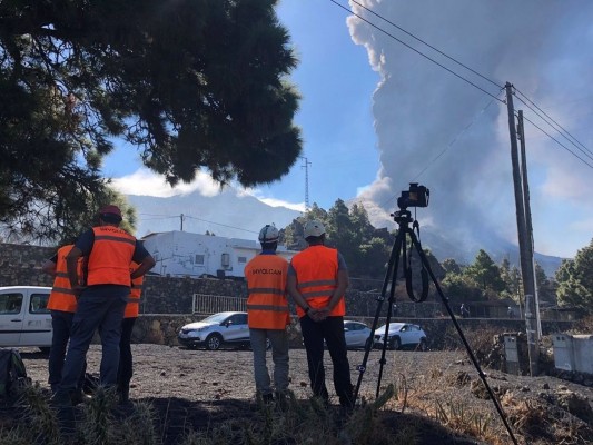 El volcán de La Palma emite 250.000 toneladas de SO2 y 35 millones de m3 de magma