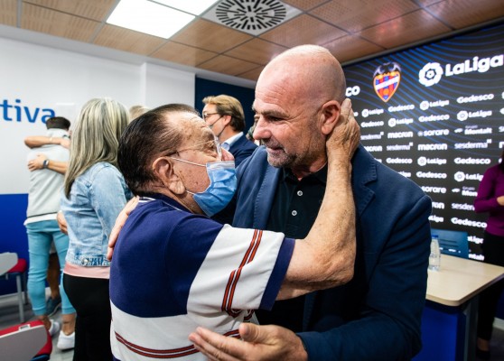 El adiós de Paco y la necesidad de un plan