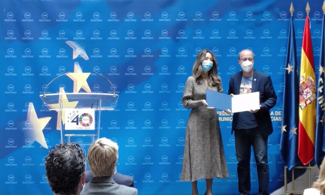 La FEMP premia a la plataforma de venta online para el comercio local de Alzira

