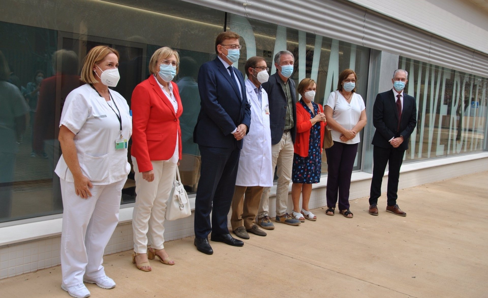 Barceló espera que no haya ningún problema en la celebración de Magdalena y Fallas el próximo año