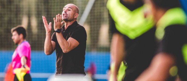 Paco López acude a la ciudad deportiva para despedirse de la plantilla
