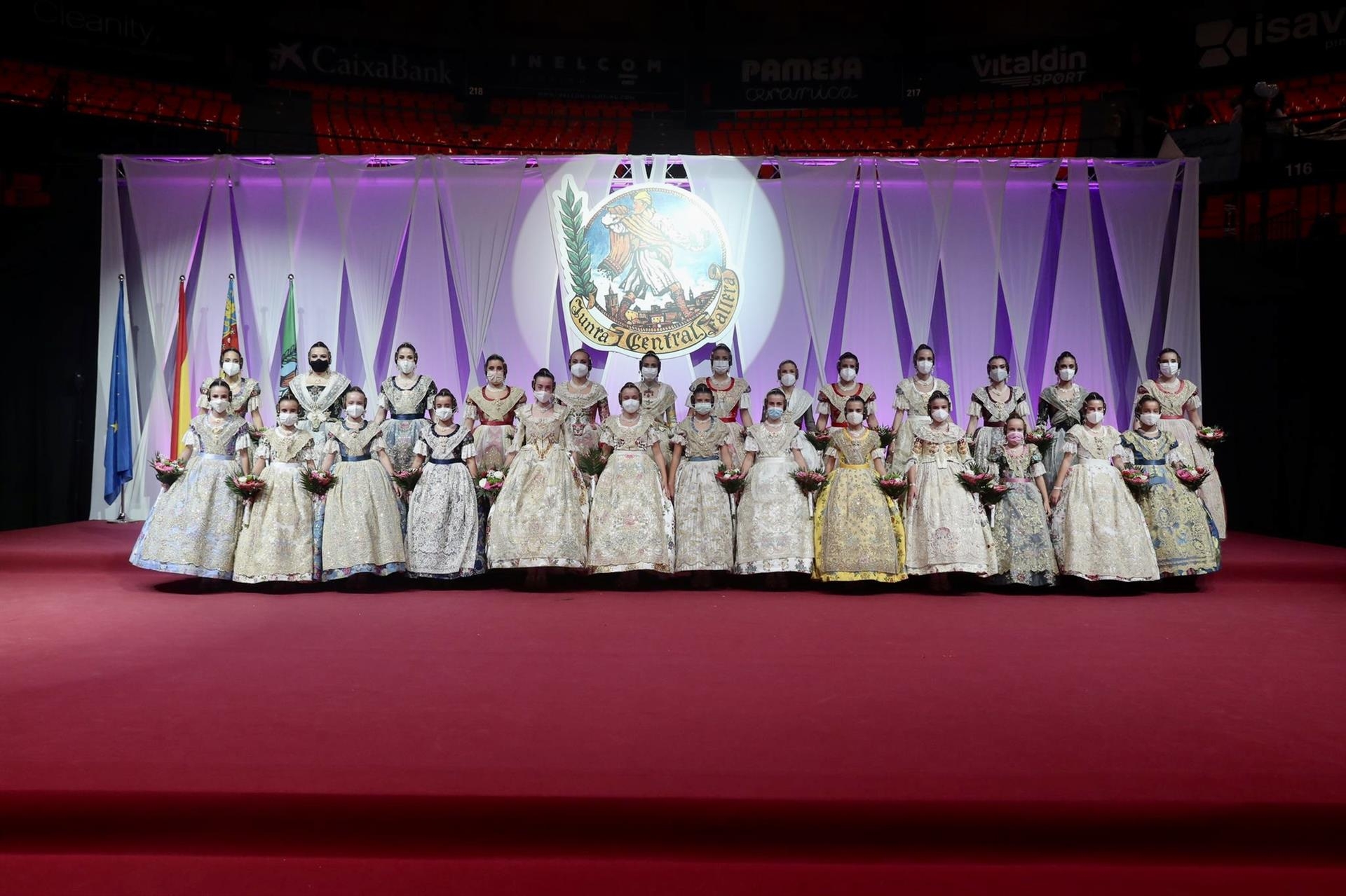 València elige a las 26 componentes de las Cortes de Honor de las Falleras Mayores de 2022
