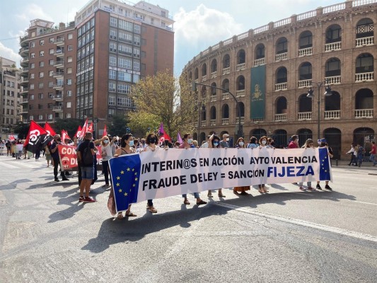 Una manifestación reclama una 
