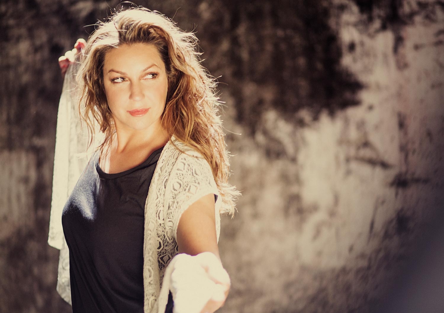 Niña Pastori cumple un cuarto de siglo sobre los escenarios en Sons al Mediterrani