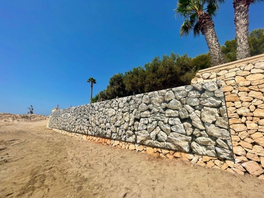 Teulada Moraira repara el paseo de l’Ampolla casi dos años después de que lo destrozara un temporal