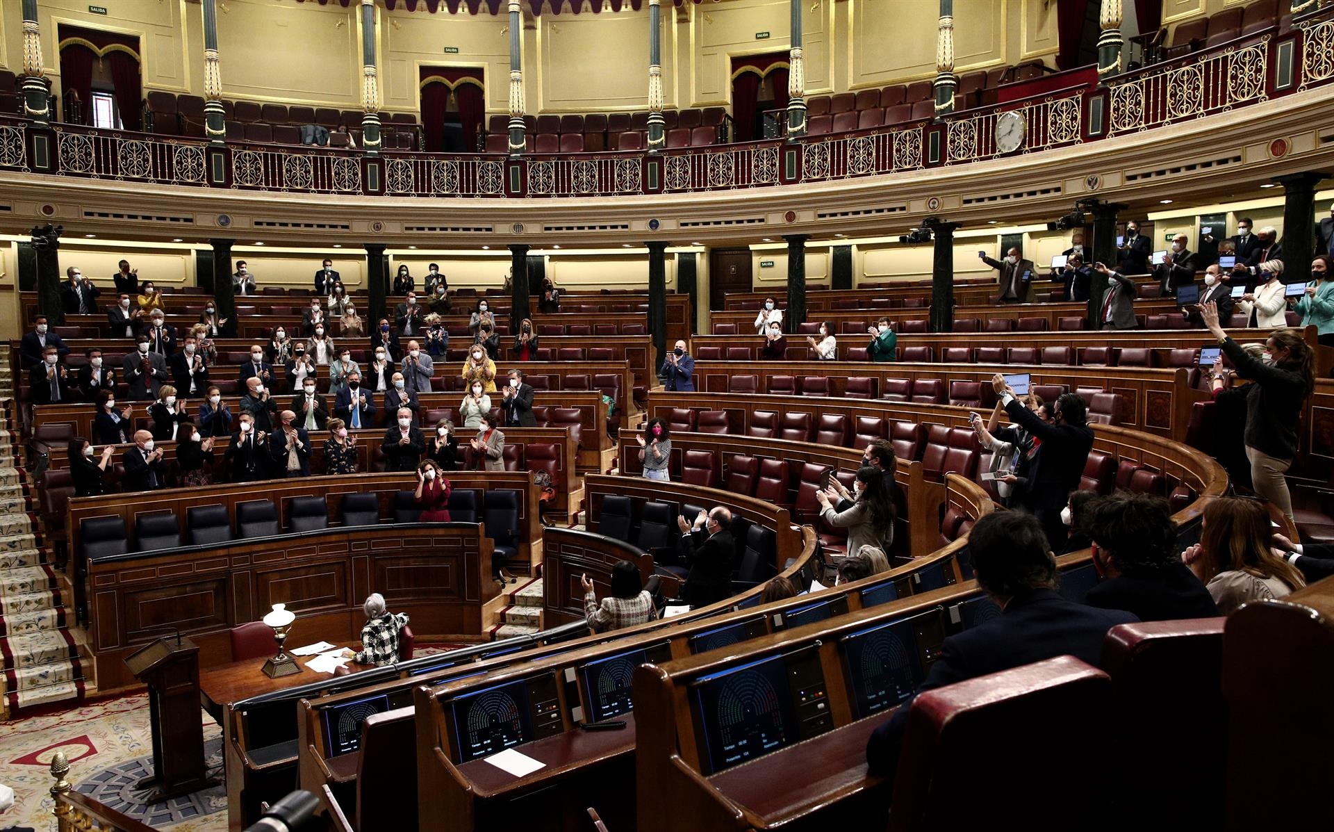  La reforma de pensiones de Escrivá supera su primer examen en el Congreso, rechazada por PP y Vox