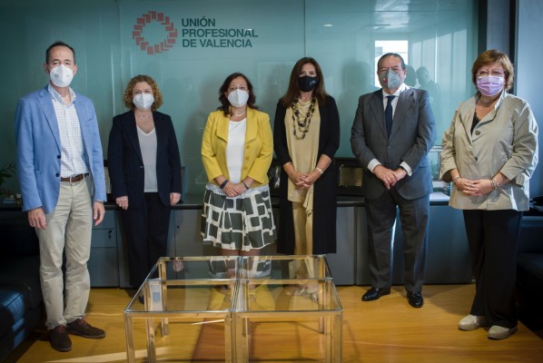 Power Electronics e Ionclinics, entre los ganadores de los VI Premios a la Excelencia Profesional 

