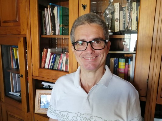 Se buscan lectores, no es necesaria experiencia
