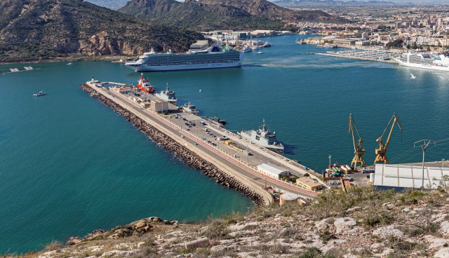 Mecánicas Bolea inspeccionará los tanques de combustible de la Armada en la Curra para recuperar su operatividad