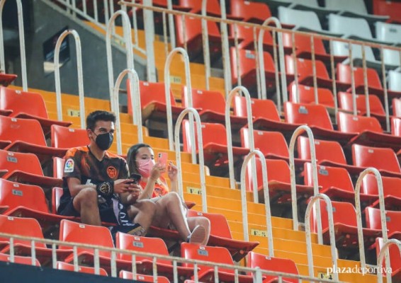 Sanidad aprueba aforos del 100 % en los estadios de fútbol y del 80 % en las canchas de baloncesto