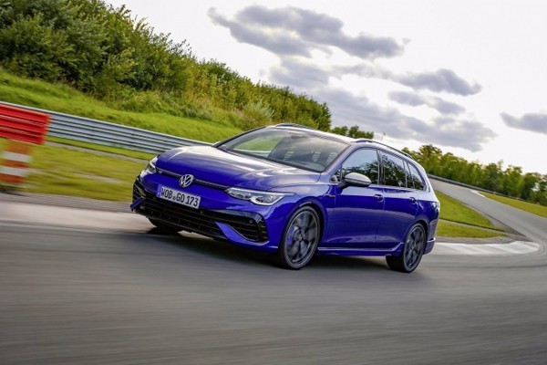 Volkswagen lanza el nuevo Golf R Estate