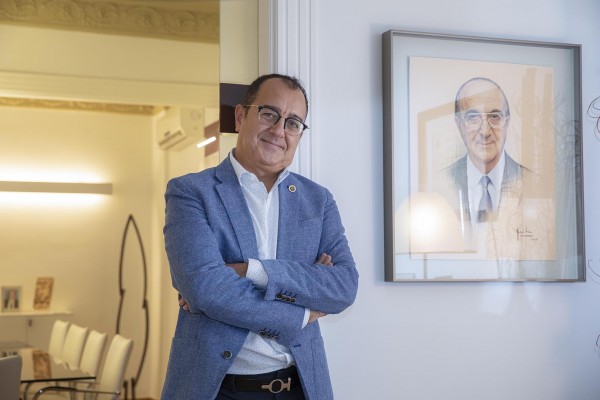 Carlos Fornes: 