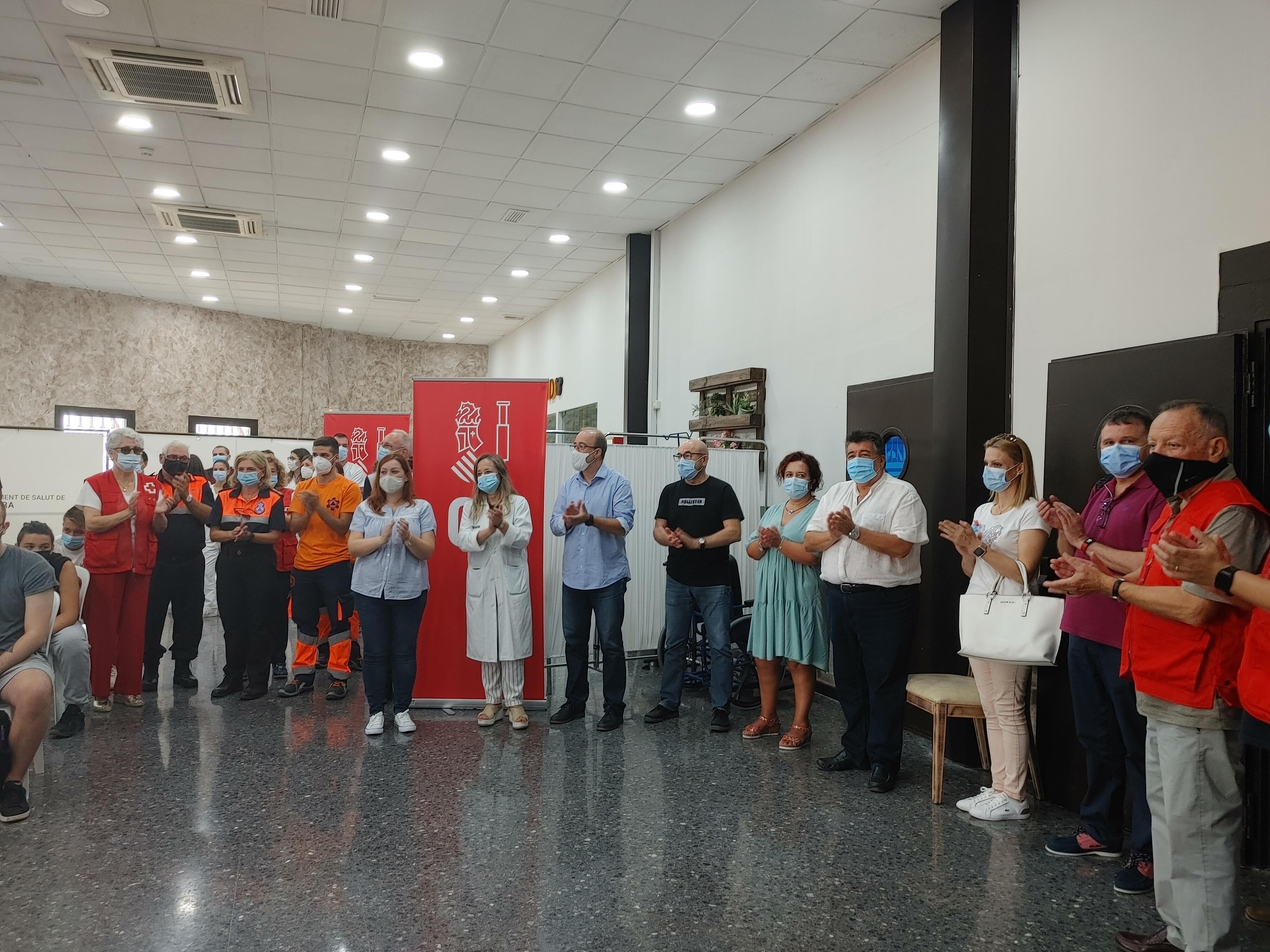 La Ribera cierra sus 10 puntos de vacunación masiva tras inmunizar al 76% de la población