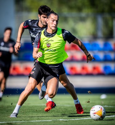 El Levante arranca la semana sin recuperar a ningún futbolista
