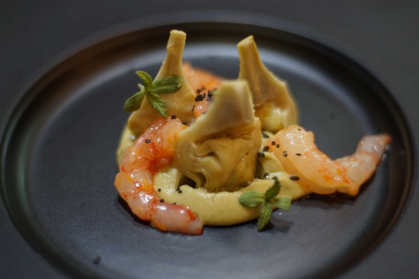 Gamba y alcachofa confitada en CamiVell