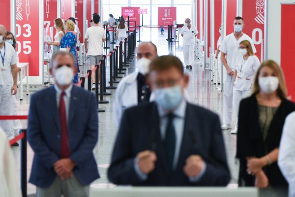 Cierran los 133 vacunódromos valencianos tras inyectar 5,3 millones de dosis 