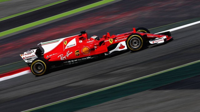 Ferrari ya rueda en mejores tiempos que Mercedes