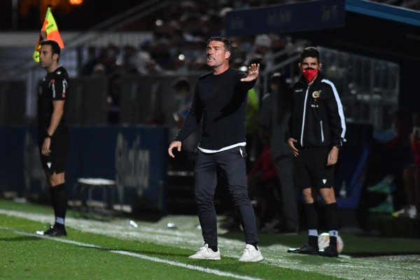 El VAR le cuesta al Efesé dos penaltis y un gol anulado en sus dos últimas salidas