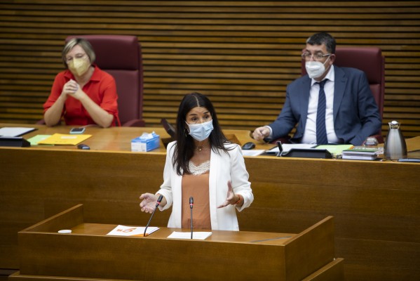 Ciudadanos reprocha la falta de autocrítica y Vox la imposición de una 
