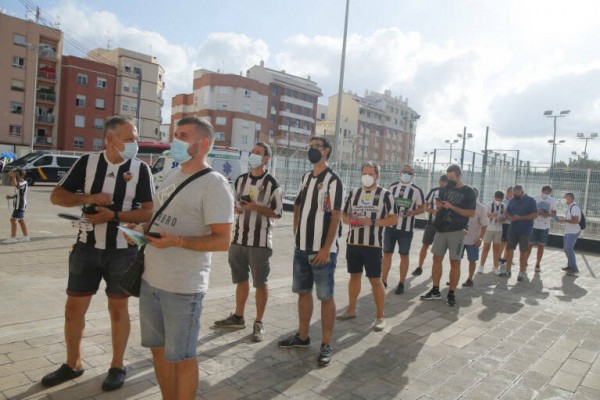 La Fedpecas organiza viaje de aficionados para el partido ante el UCAM Murcia